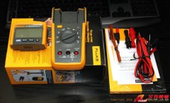 Fluke 233 數字萬用表(真有效值、遠程控制、顯示分離)