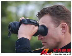 警用手持夜視執法熱像儀 FLIR HS-324